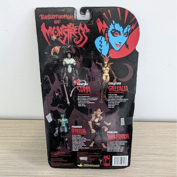 Vampire Curia Action Figure: 2000s Gothic Horror Collectible - Picture 2 of 5